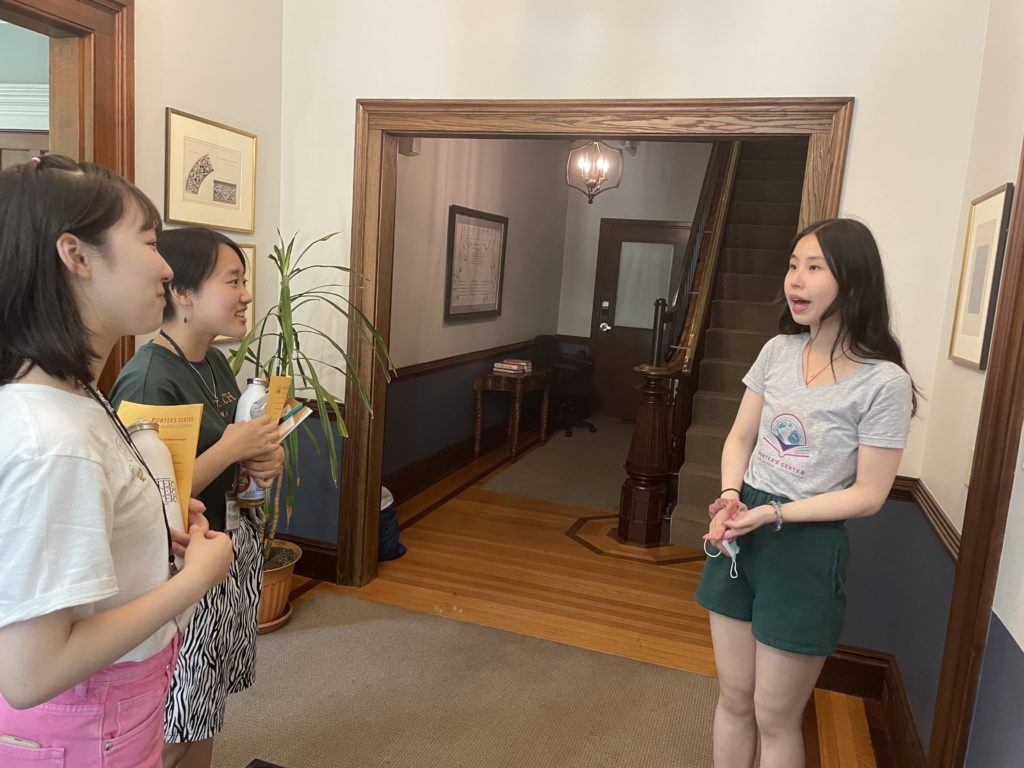 Nancy Zhou welcomes students from Japan to the PCGL On-Campus Summer Program for high school girls